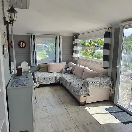 Holiday home Wolnostojacy Dom Na Duzym Prywatnym Terenie Lubin (West Pomeranian)